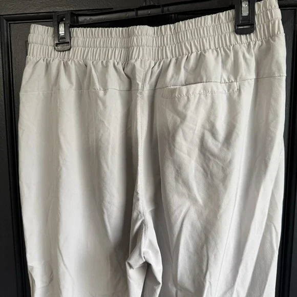 Apana Women's Light Gray Active 7/8 Length Pull-On Athleisure Pants Size Large - Picture 7 of 9